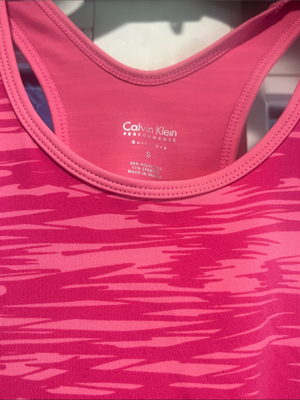 NWT Calvin Klein Pink Patterned Racerback Tank. Small - Picture 7 of 8